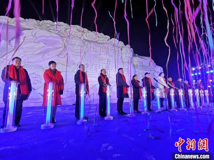 啟動(dòng)儀式現(xiàn)場(chǎng)?！≮w桂華 攝