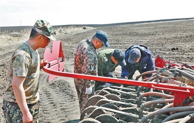 1653637576114593.jpg 00300566459_5897941f.jpg