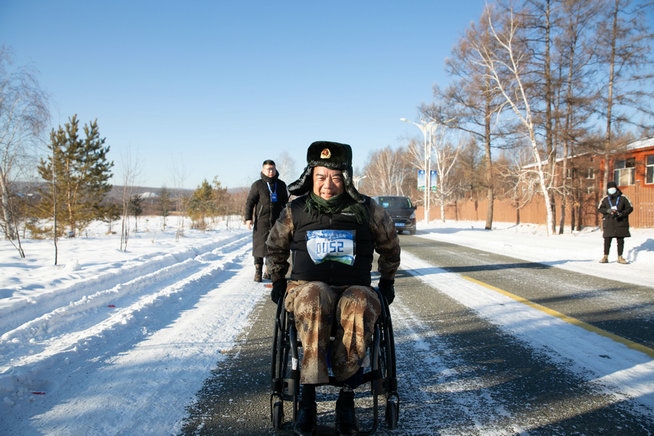 中共黨員、一等功榮立者王曙光不畏嚴(yán)寒，挑戰(zhàn)自我（王鵬）.jpg