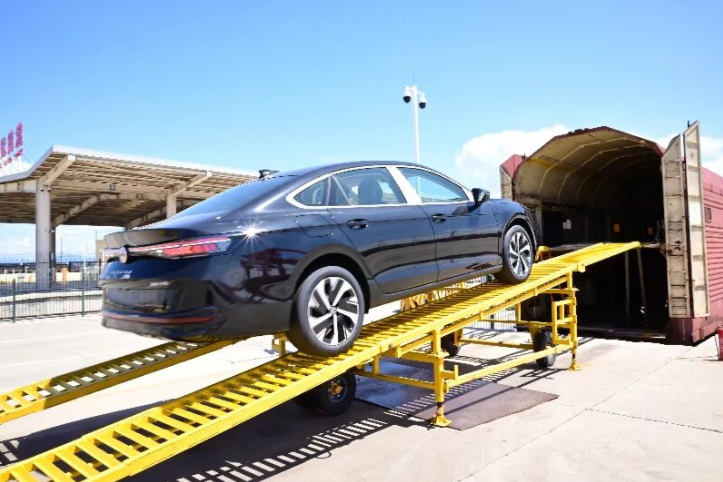 1757645193844584.png 104623_045.png