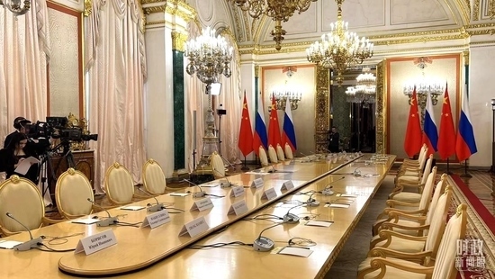 △習(xí)主席和普京總統(tǒng)舉行小范圍會(huì)談的會(huì)場。（總臺(tái)央視記者程鋮拍攝）