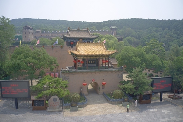 皇城相府景區(qū)(無人機(jī)照片)。人民網(wǎng)記者 王天樂攝