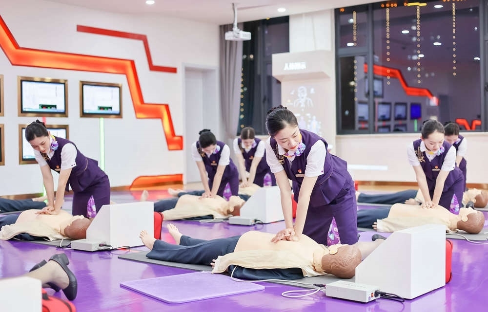 救護(hù)知識培訓(xùn)。