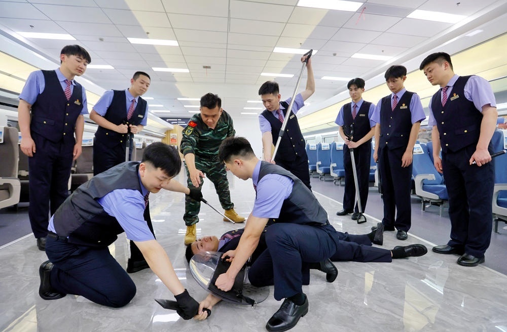 應(yīng)急處置培訓(xùn)。