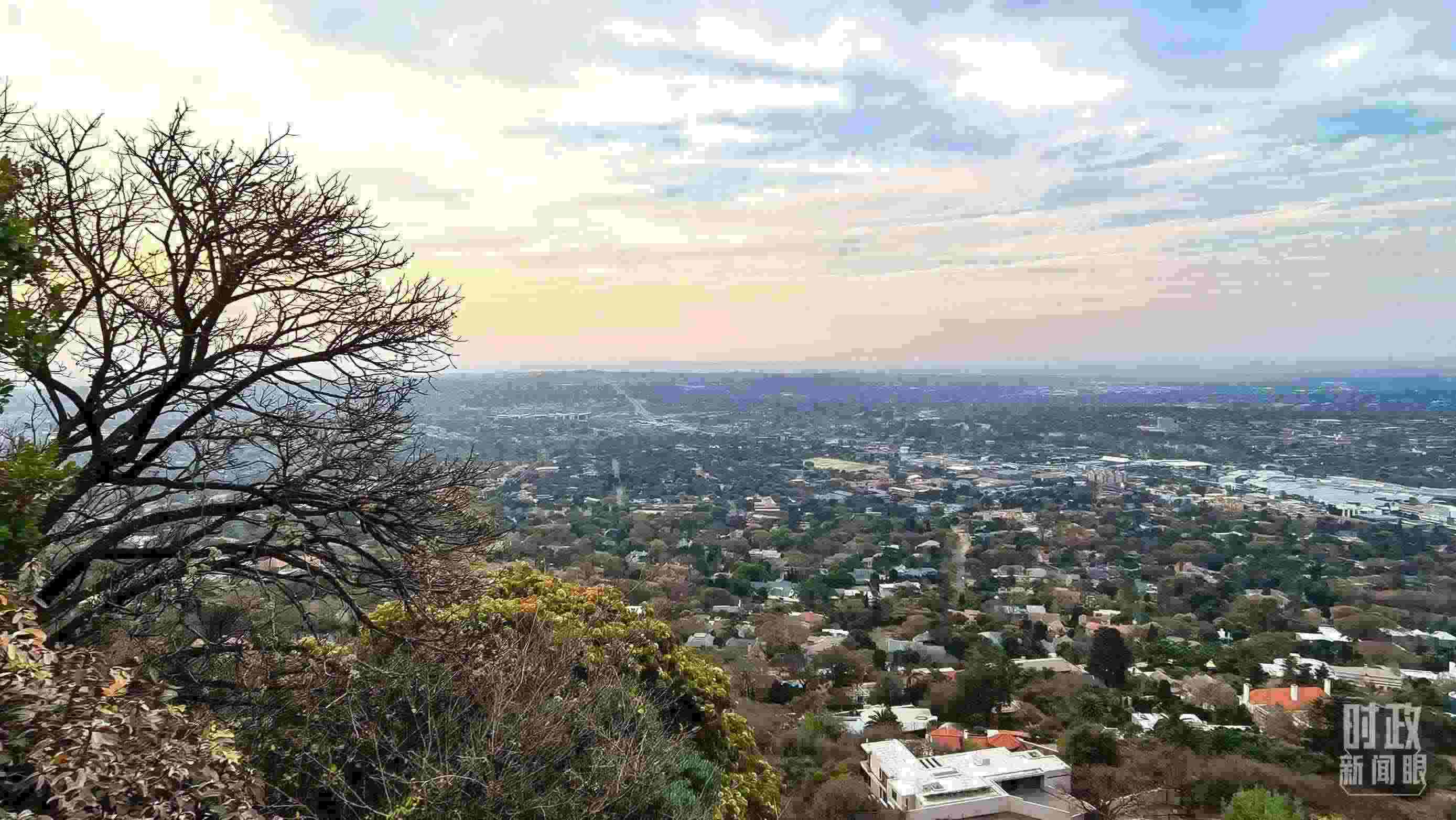 △南非約翰內(nèi)斯堡。（總臺(tái)央視記者韓銳拍攝）