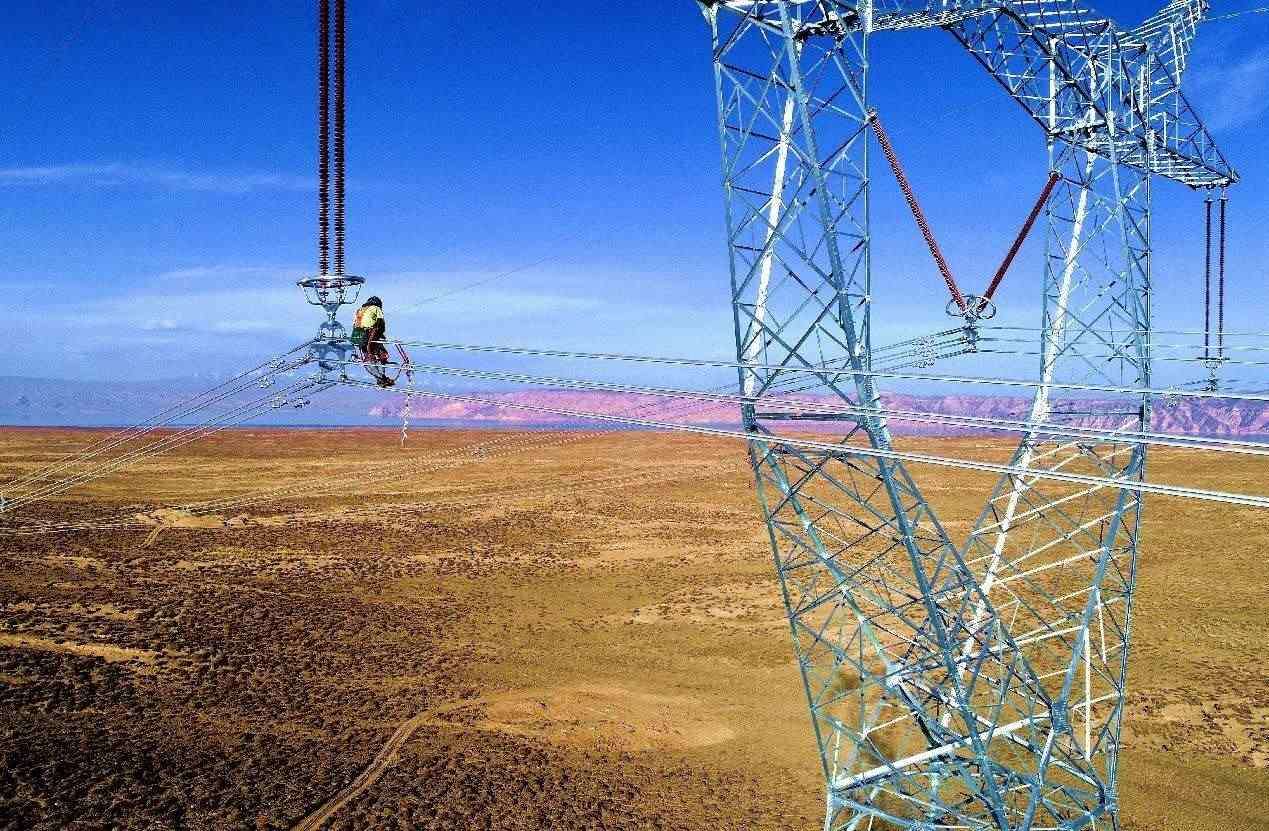 青豫直流。國(guó)網(wǎng)青海省電力公司供圖