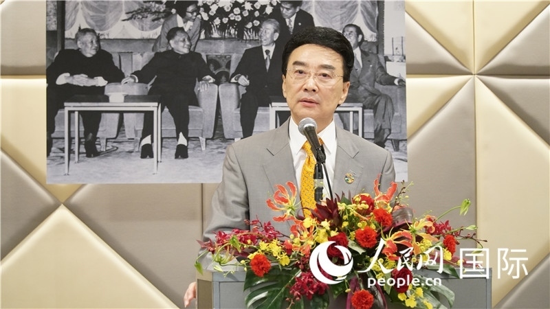 在日中國(guó)企業(yè)協(xié)會(huì)會(huì)長(zhǎng)王家馴致祝酒詞。人民網(wǎng) 蔣曉辰攝