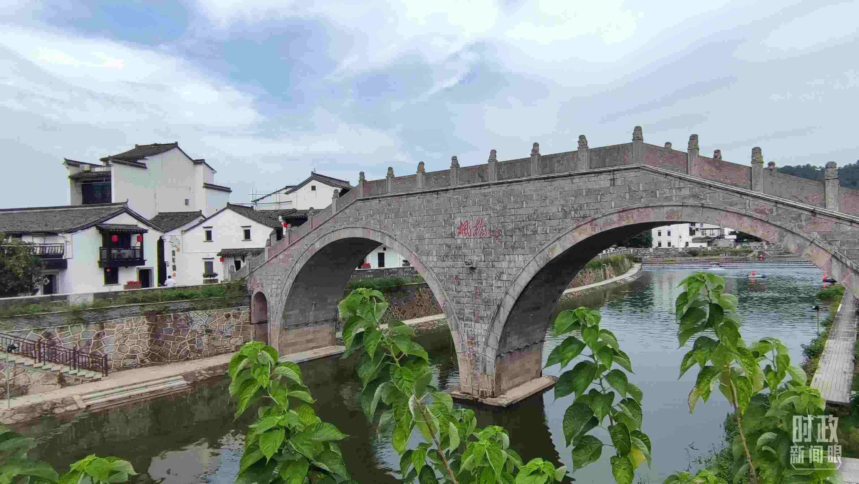 △楓橋古鎮(zhèn)。（總臺(tái)央視記者耿小龍拍攝）