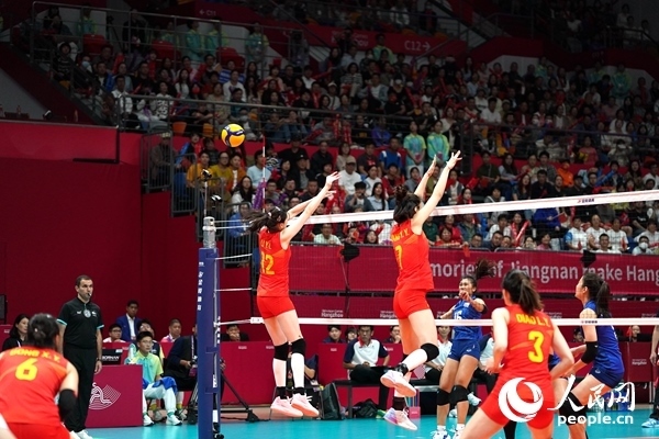 比賽現(xiàn)場(chǎng)。人民網(wǎng)記者 胡雪蓉?cái)z