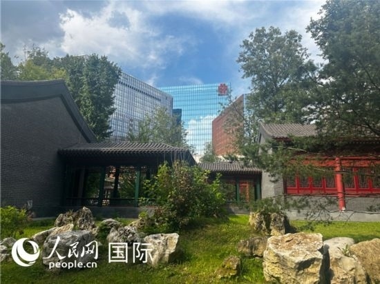 莫斯科中國貿易中心的中式園林“華銘園”一角。人民網記者 申佳平攝