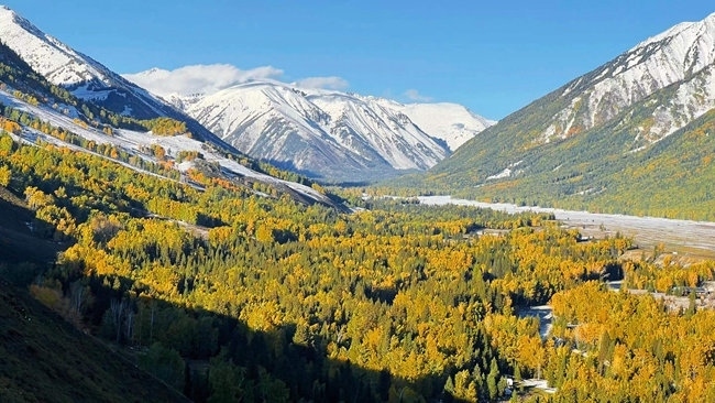 “新東方快車”沿途風(fēng)景。
