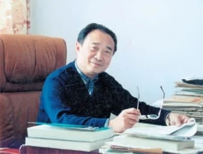 中年時(shí)的鐘萬勰。大連理工大學(xué)供圖