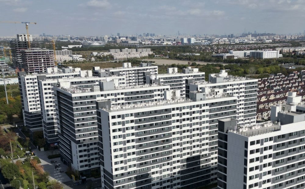 社區(qū)外景（無人機照片）。