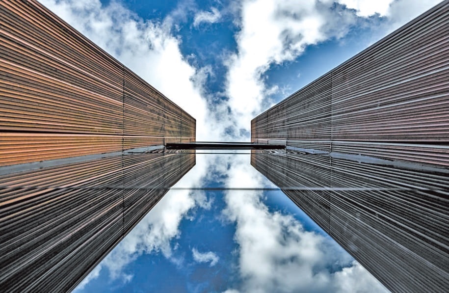  開放共享 今年9月，改造升級后的上海凝聚力工程博物館開門迎客。博物館大廳公共區(qū)域在功能提升、資源整合后，釋放更多公共服務空間，帶給市民更多新體驗。 上海某餐廳法國籍廚師 邁克爾·溫德林攝