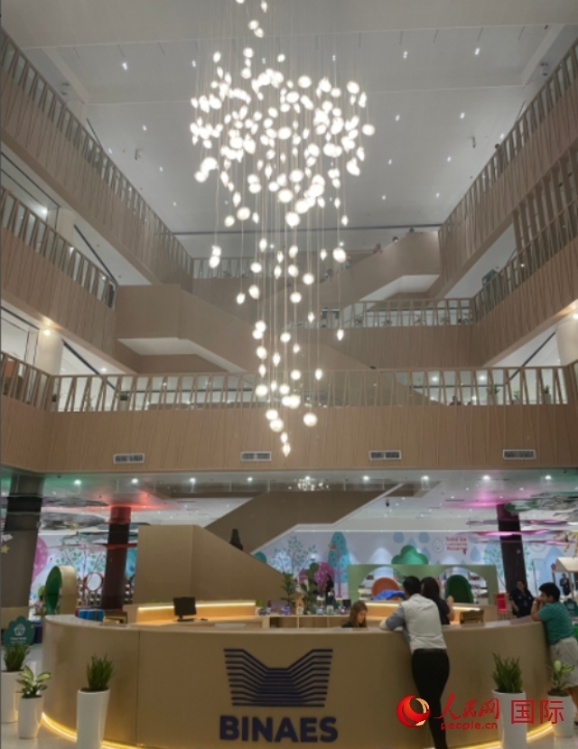 圖為中國援助薩爾瓦多國家圖書館內(nèi)景。 人民網(wǎng)記者 彭敏攝