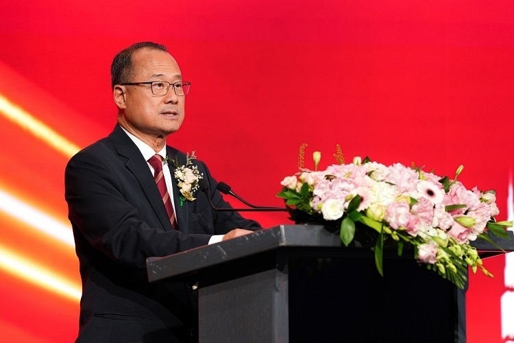 第十四屆全國政協(xié)常委、香港中華總商會會長蔡冠深致辭。阿聯(lián)酋中華工商總會供圖