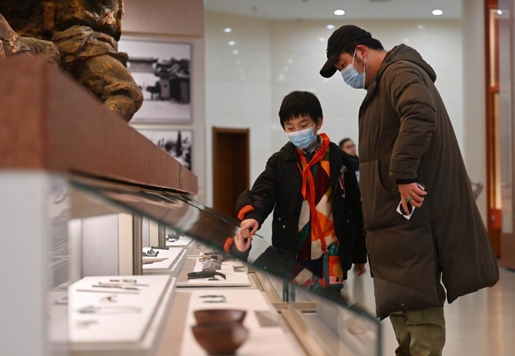 2024年1月29日，市民在平津戰(zhàn)役紀念館參觀。