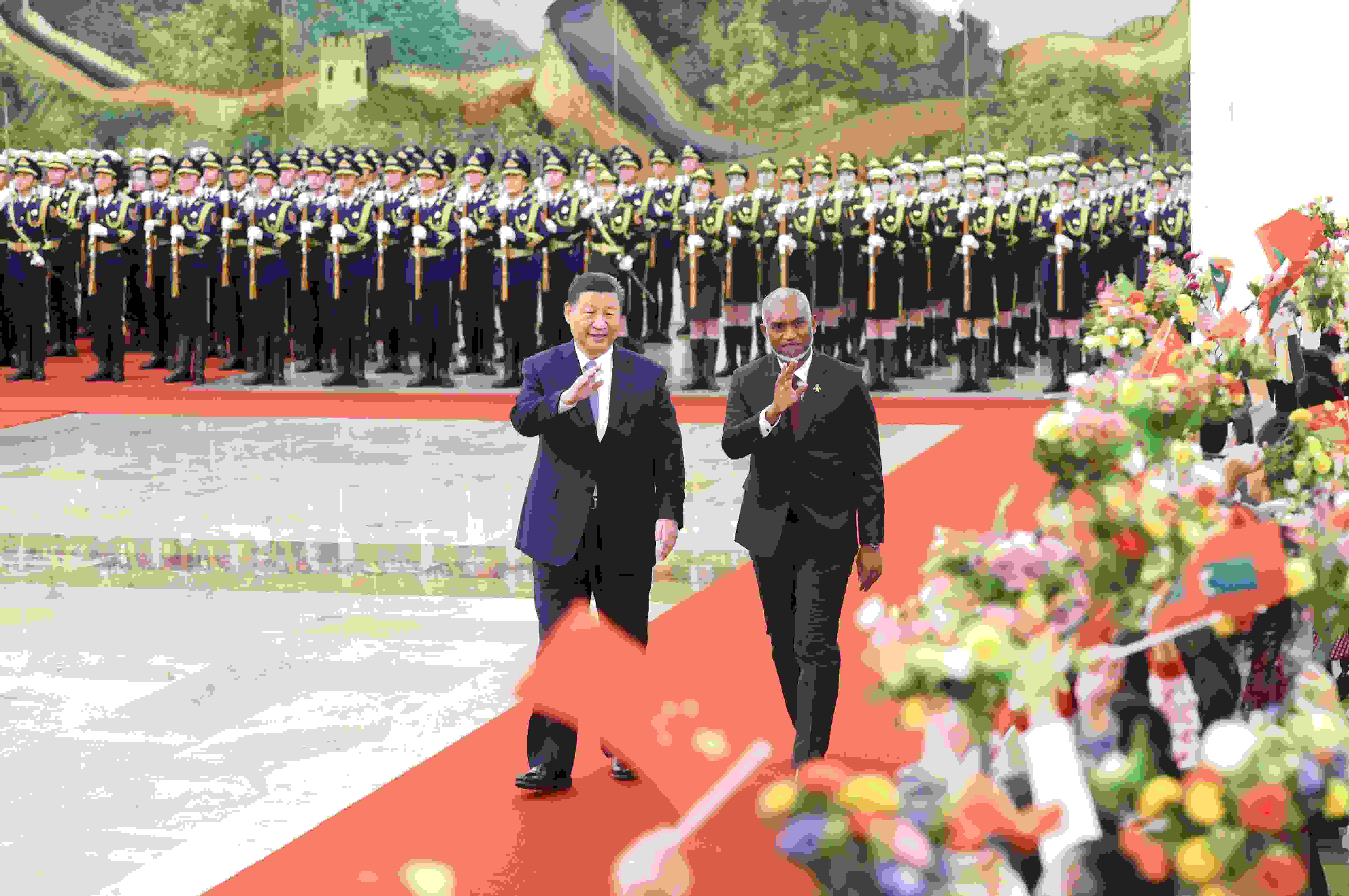 △2024年1月10日下午，國家主席習(xí)近平在北京人民大會(huì)堂同來華進(jìn)行國事訪問的馬爾代夫總統(tǒng)穆伊茲舉行會(huì)談。會(huì)談前，習(xí)近平主席在人民大會(huì)堂北大廳為穆伊茲總統(tǒng)舉行歡迎儀式。