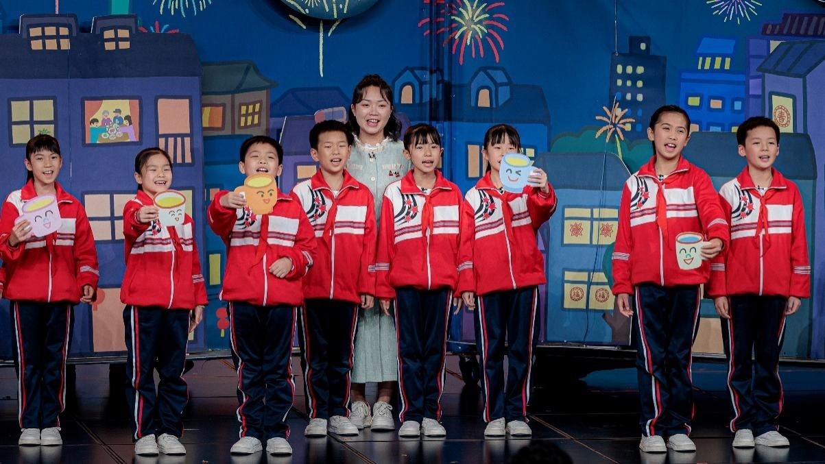 湖南省懷化市會(huì)同縣粟裕希望小學(xué)田野詩(shī)班彩排現(xiàn)場(chǎng)。主辦方供圖