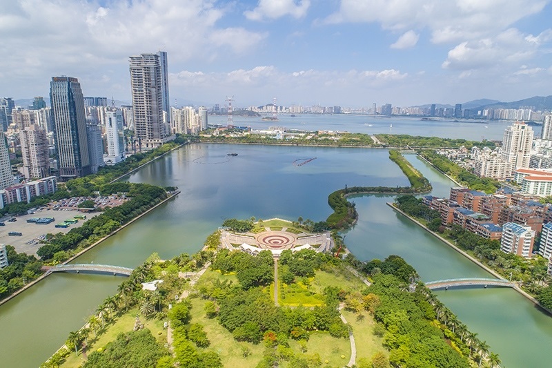 2021年5月15日，廈門，航拍筼筜湖，景色優(yōu)美。