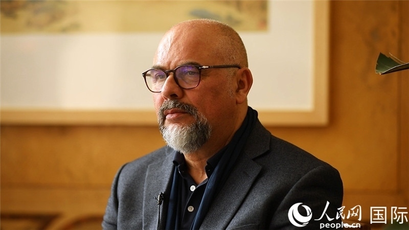 意大利陶瓷城市協(xié)會副會長保羅·馬賽蒂接受人民網(wǎng)專訪。人民網(wǎng) 劉動攝