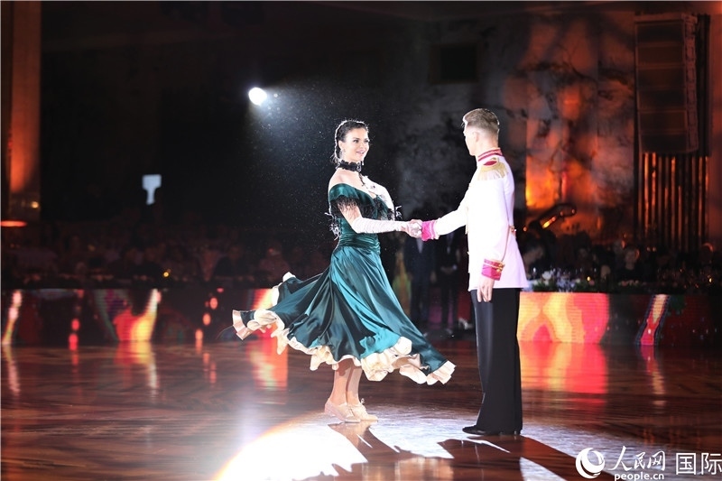 第五屆“克里姆林宮杯”國標舞錦標賽現(xiàn)場。于子恒攝