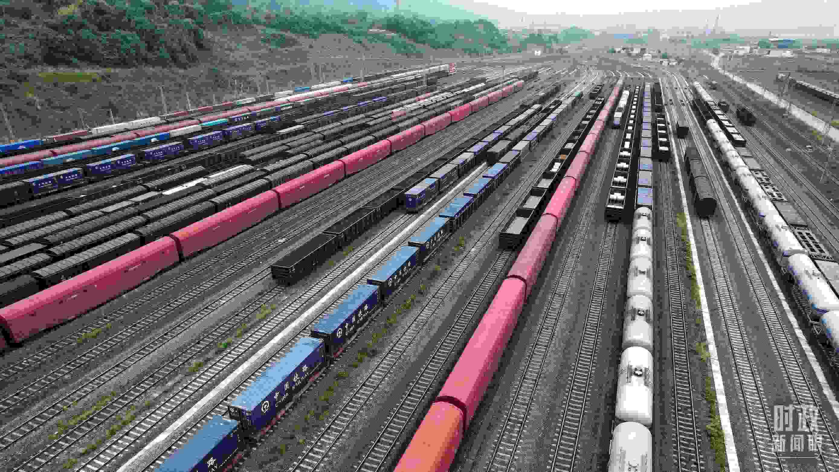 △重慶國(guó)際物流樞紐園區(qū)。（總臺(tái)央視記者范凱拍攝）