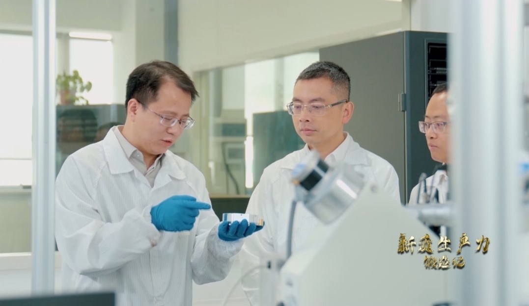 長沙巴斯夫杉杉電池材料研究院，正在進行電池材料研究。