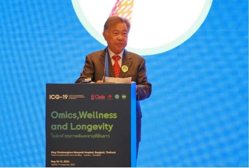 朱拉隆功大學(xué)醫(yī)學(xué)院副院長沃拉蘇克·肖特勒蘇克發(fā)表主旨演講。主辦方供圖