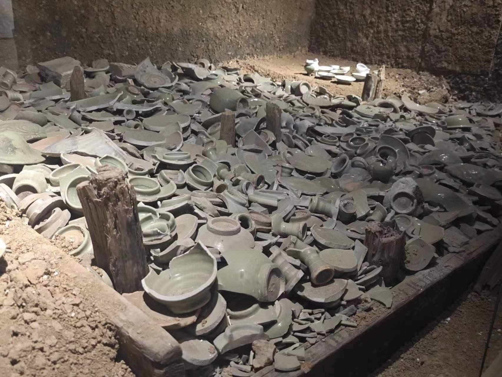 經(jīng)過“質(zhì)檢”的瓷器碎片。人民網(wǎng)記者 黃鈺攝