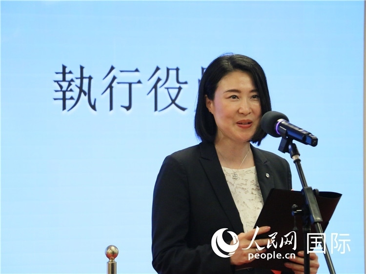 日本航空株式會社執(zhí)行役員西原口香織致辭。人民網(wǎng) 許可攝