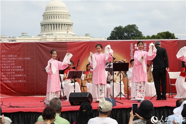 2、在華盛頓中國文化節(jié)活動上，還進(jìn)行了豐富多樣的中國文化演出。 人民網(wǎng)記者 李志偉攝