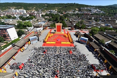 公祭伏羲大典現(xiàn)場(chǎng)。新華社發(fā)（周文濤 攝）