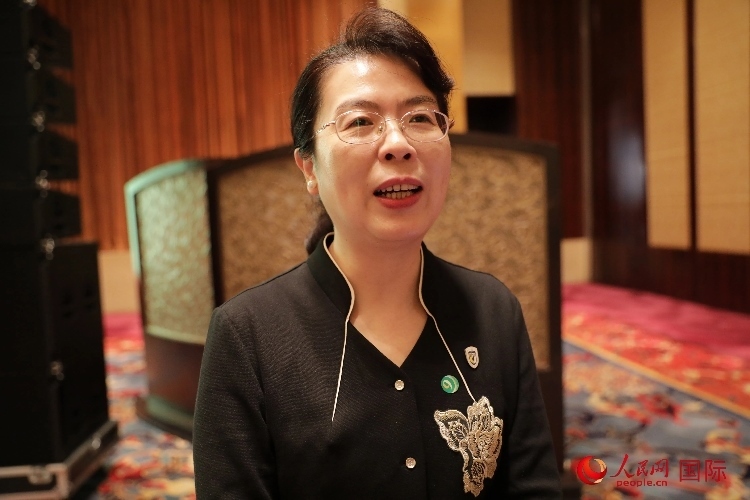 北京外國(guó)語大學(xué)亞洲學(xué)院院長(zhǎng)、中國(guó)馬來研究中心主任蘇瑩瑩教授接受人民網(wǎng)采訪。人民網(wǎng) 王婧攝