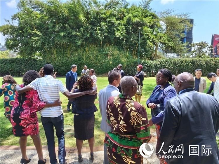 與會嘉賓在交流。陳哲攝