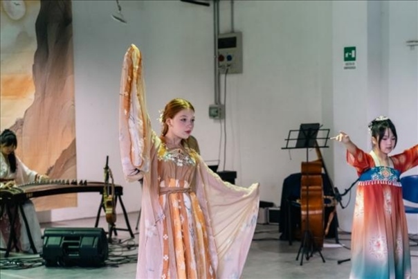 交流活動(dòng)現(xiàn)場(chǎng)。 中國(guó)駐意大利使館供圖