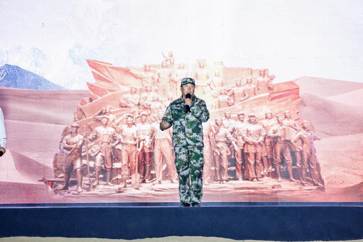 馬軍武在“何以中國(guó)·五星出東方”網(wǎng)絡(luò)主題宣傳活動(dòng)現(xiàn)場(chǎng)演講。人民視頻供圖