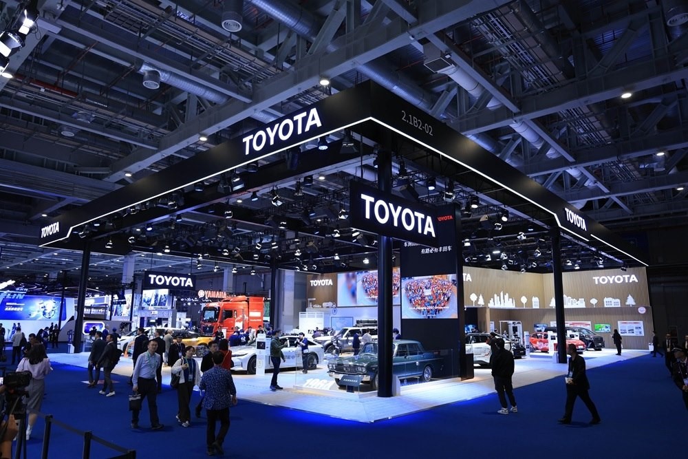 第七屆進(jìn)博會(huì)豐田展臺(tái)。人民網(wǎng)記者 車柯蒙攝