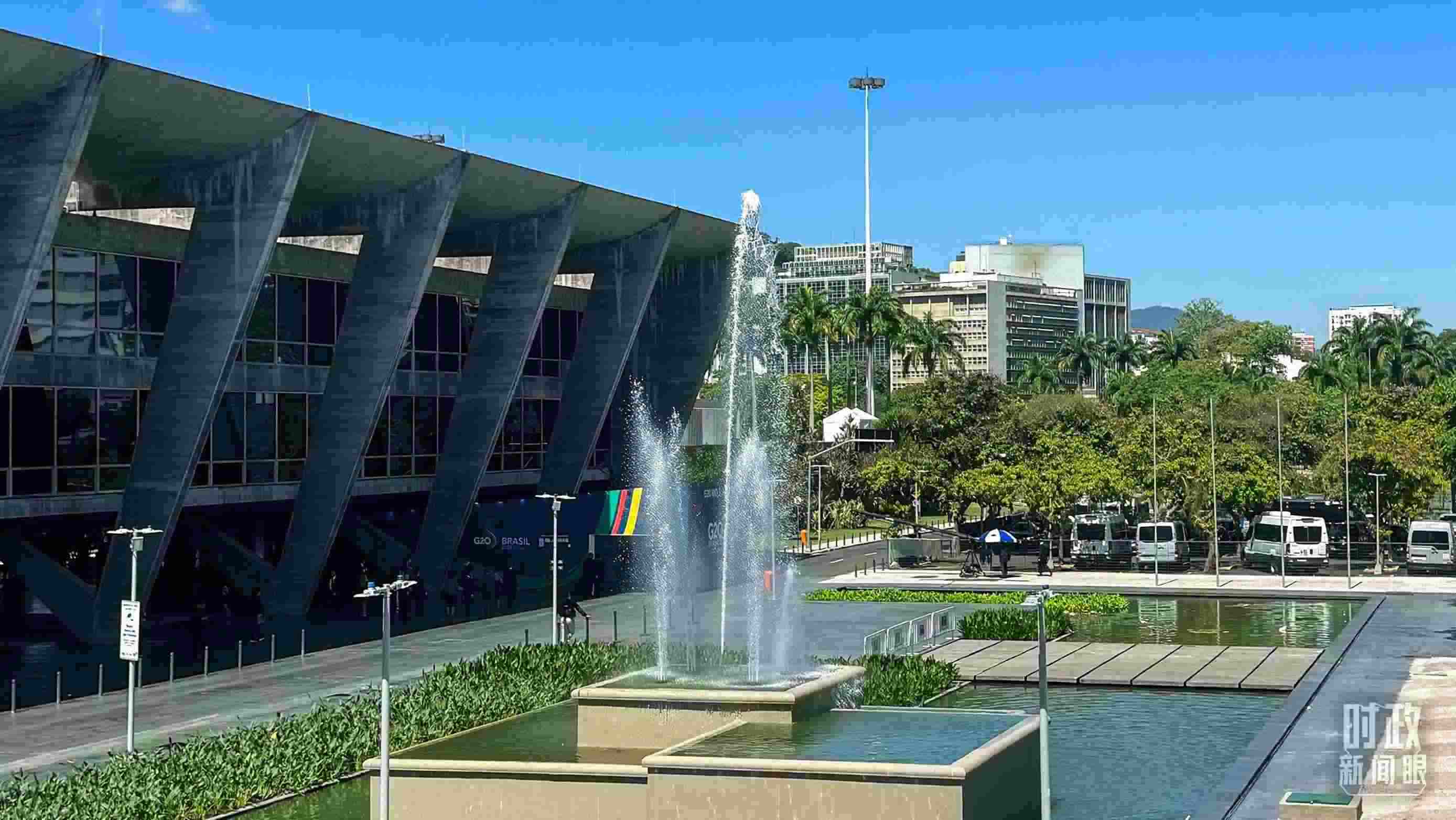 △G20峰會(huì)舉辦地，巴西里約熱內(nèi)盧現(xiàn)代藝術(shù)博物館。（總臺(tái)央視記者趙怡彬拍攝）