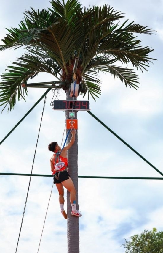 11月23日，廣東隊(duì)選手黃新鴻在比賽中。新華社記者 楊植森 攝