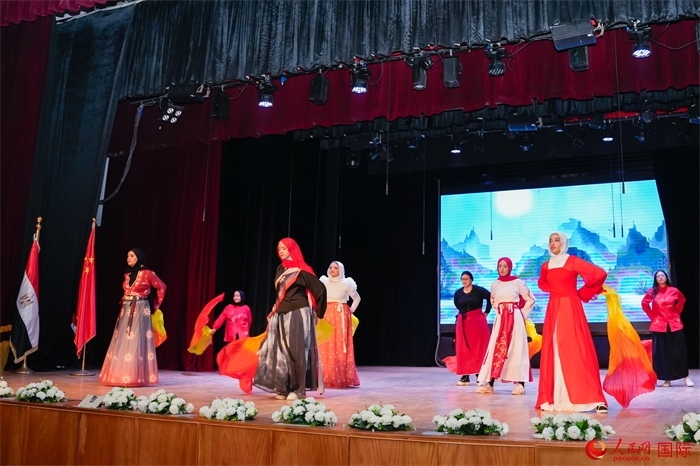 新春慶典活動(dòng)現(xiàn)場(chǎng)。人民網(wǎng) 塔里克·易卜拉欣攝