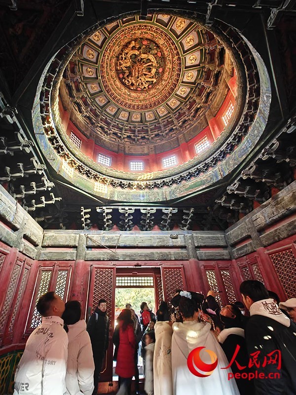 2025年1月，游客正在故宮博物院參觀。人民網(wǎng)記者 韋衍行攝