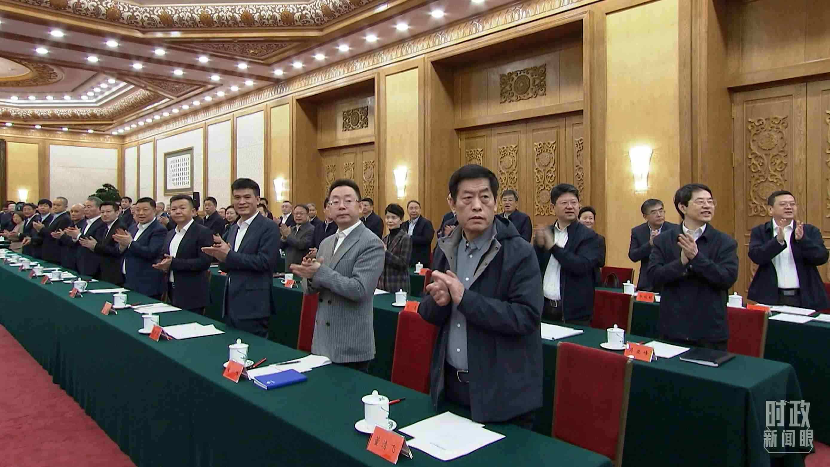 △2月17日，民營企業(yè)座談會現(xiàn)場。