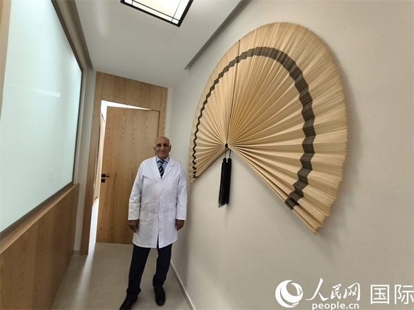 哈利勒的診所內(nèi)。人民網(wǎng)記者 黃培昭攝