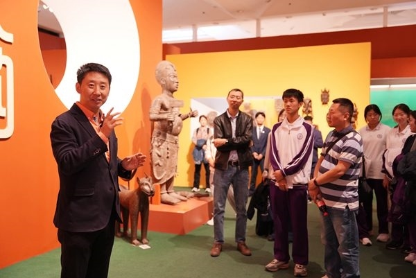 清華附中永豐學(xué)校家校共育活動(dòng)舉行。校方供圖