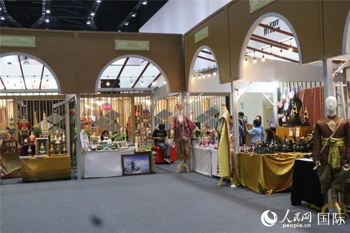 會(huì)議中心內(nèi)部展區(qū)。朱瀟逸攝