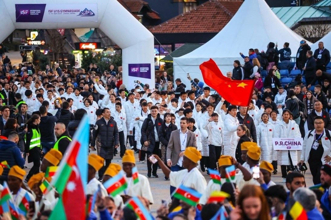 中國中學生體育代表團在開幕式上入場。圖片來源：中國中學生體育代表團