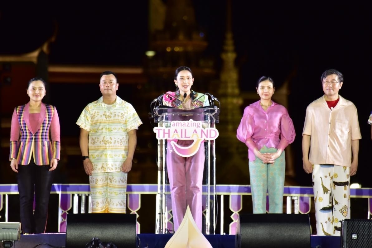 泰國總理佩通坦·欽那瓦宣布泰國潑水節(jié)慶?；顒?dòng)正式啟動(dòng)。泰國國家旅游局供圖